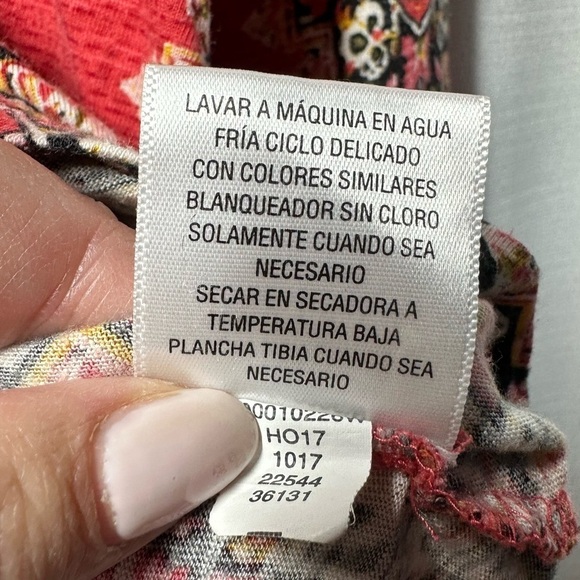 Style & Co Woman Blouse Top Plus 2X Boho Mixed Print Roll Tab Sleeves Red Hippie - Picture 6 of 10